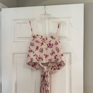 Floral Tie-Back Crop Top in Floral Blush Pink